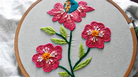 how to fix embroidery coming loose: exploring the art of repairing intricate needlework techniques